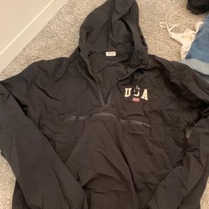 🇺🇸 Brandy Melville windbreaker 🇺🇸 NWOT